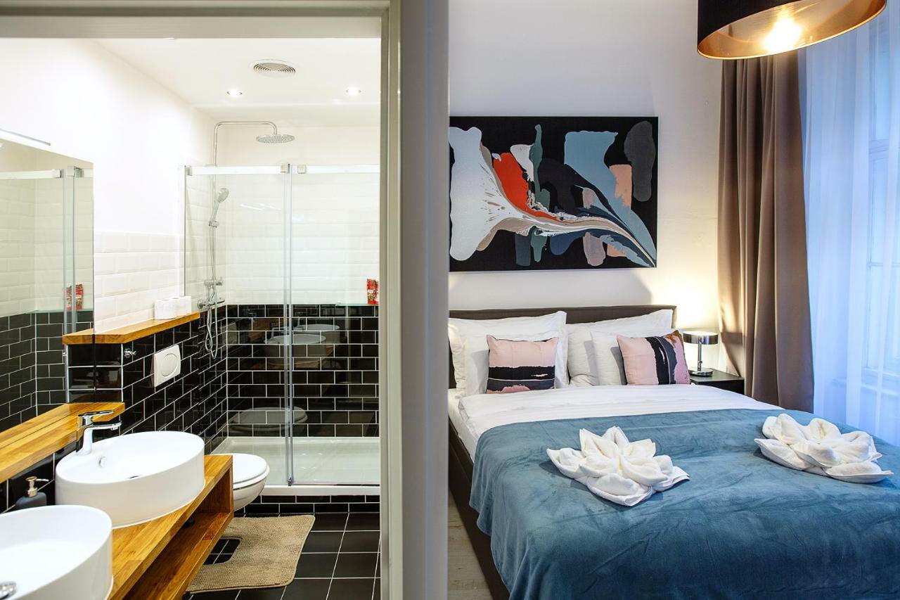 5Br 2Bath Family Apt 5Mins To Wenceslas Square Прага Екстериор снимка
